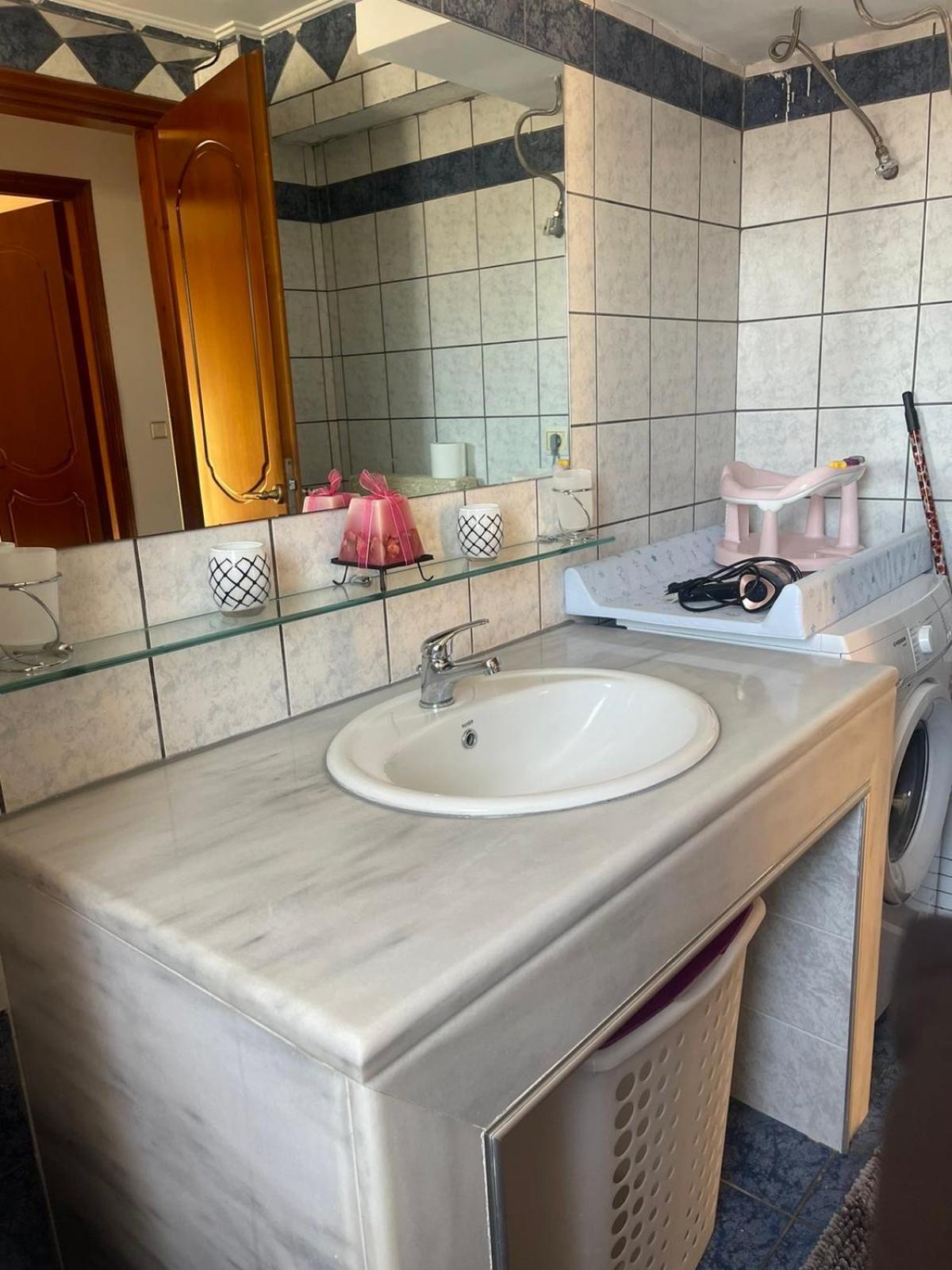 Bright Apartment, Spacious Near The Center Trikala  Exterior photo
